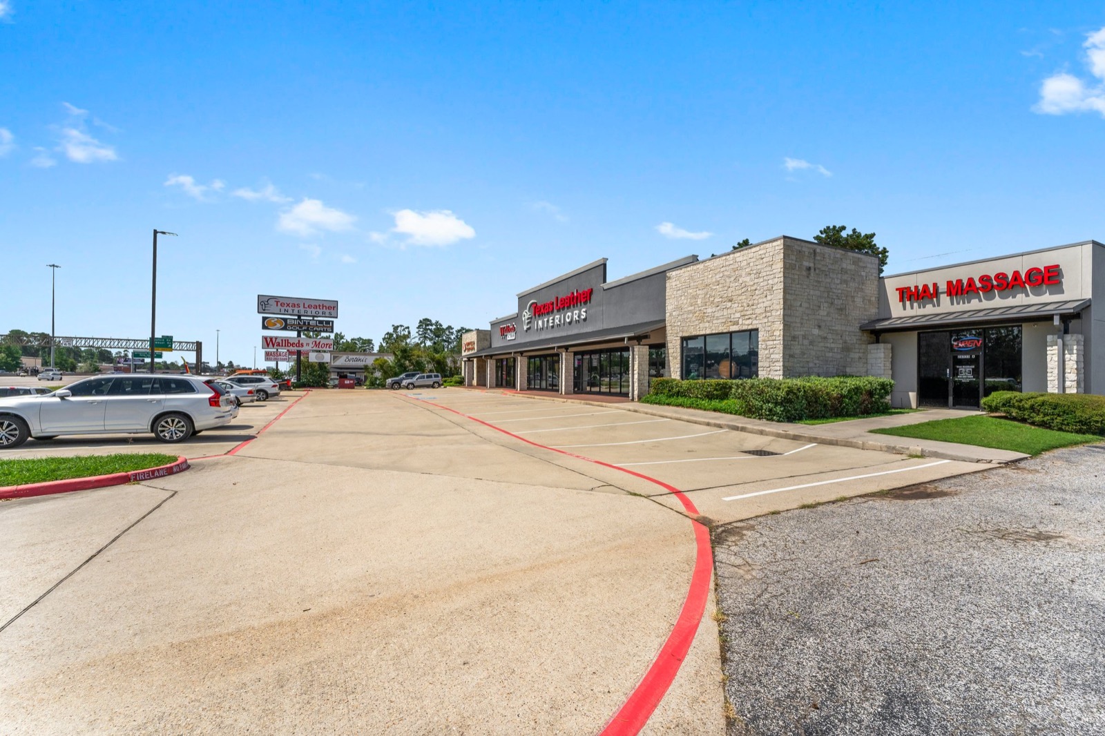 26333 I-45 N. Spring, TX - 7.09 CAP - 86.7% Occupancy Leased - Added Value — photo 1